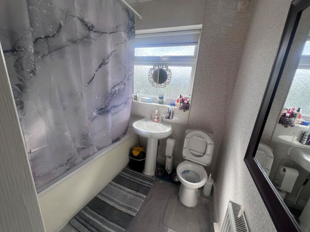 Property image 12 of 15