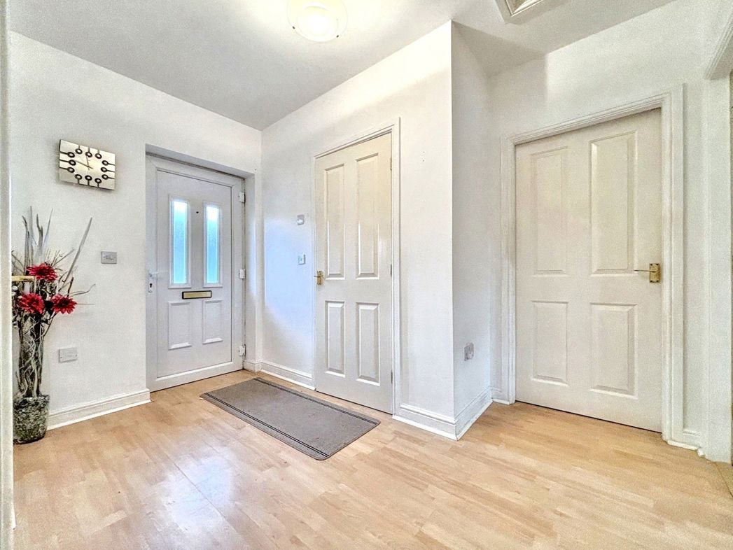 Property image 2 of 13