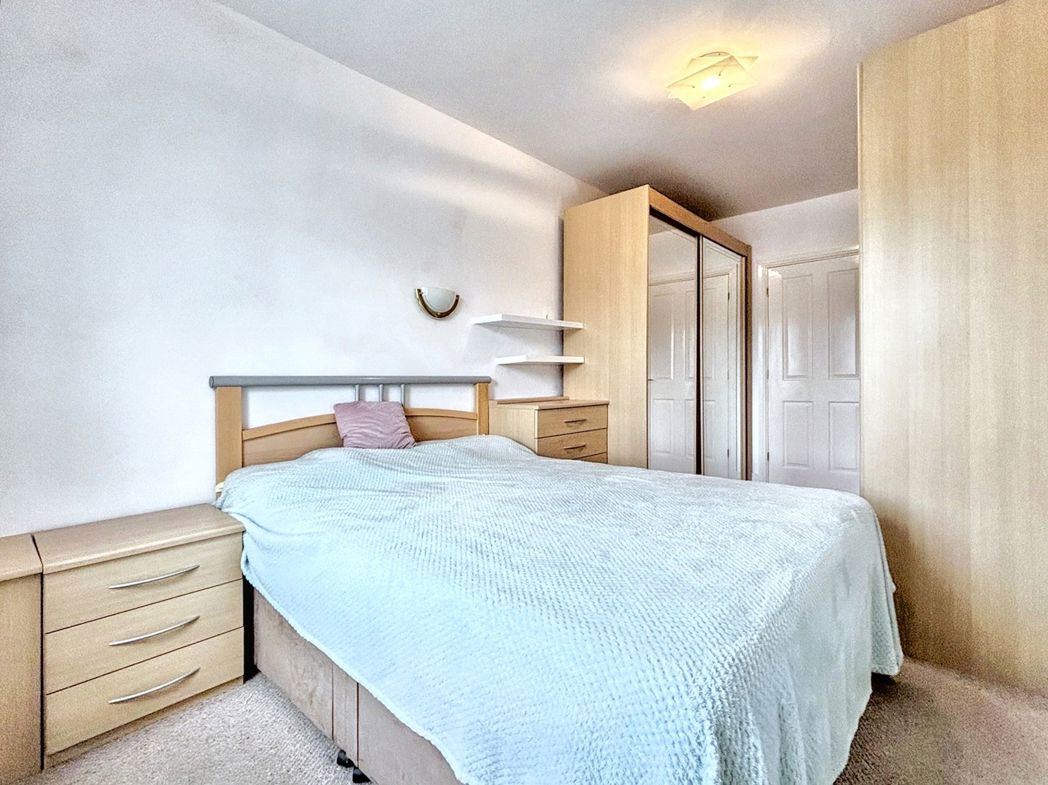 Property image 6 of 13