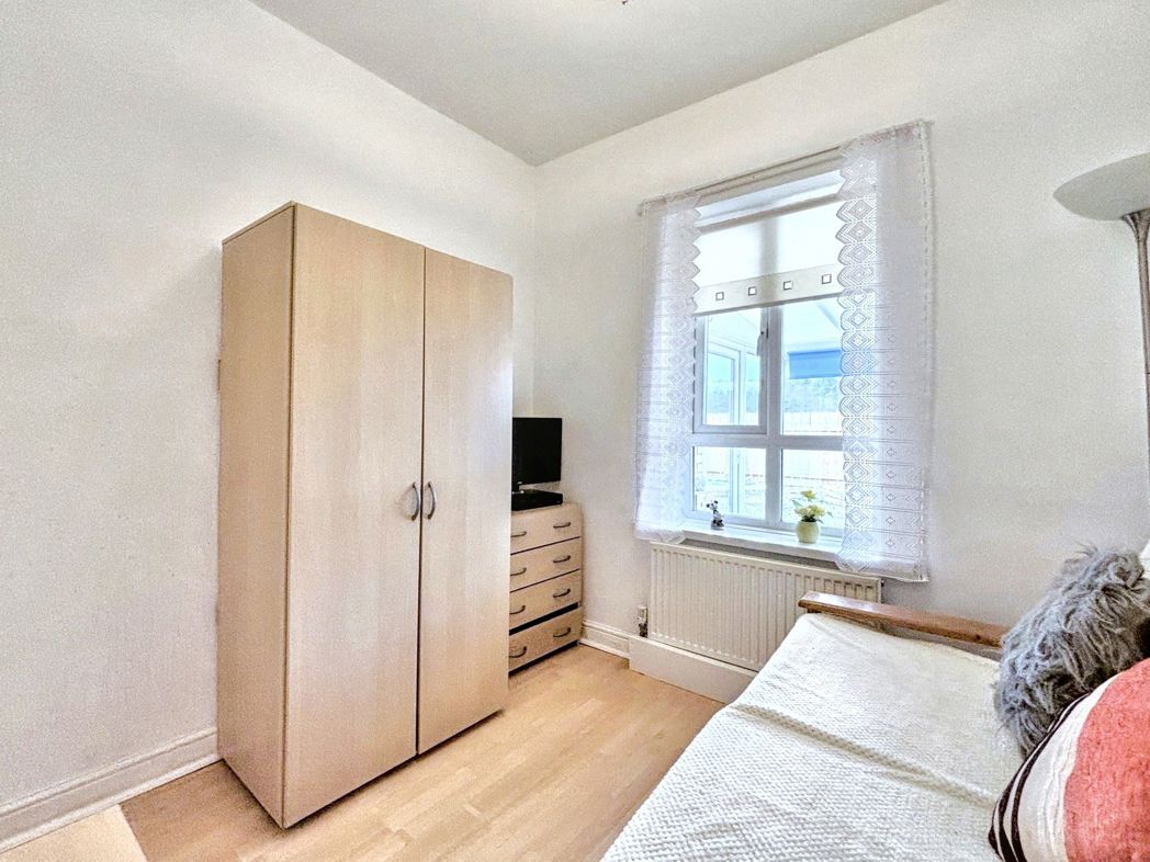 Property image 7 of 13