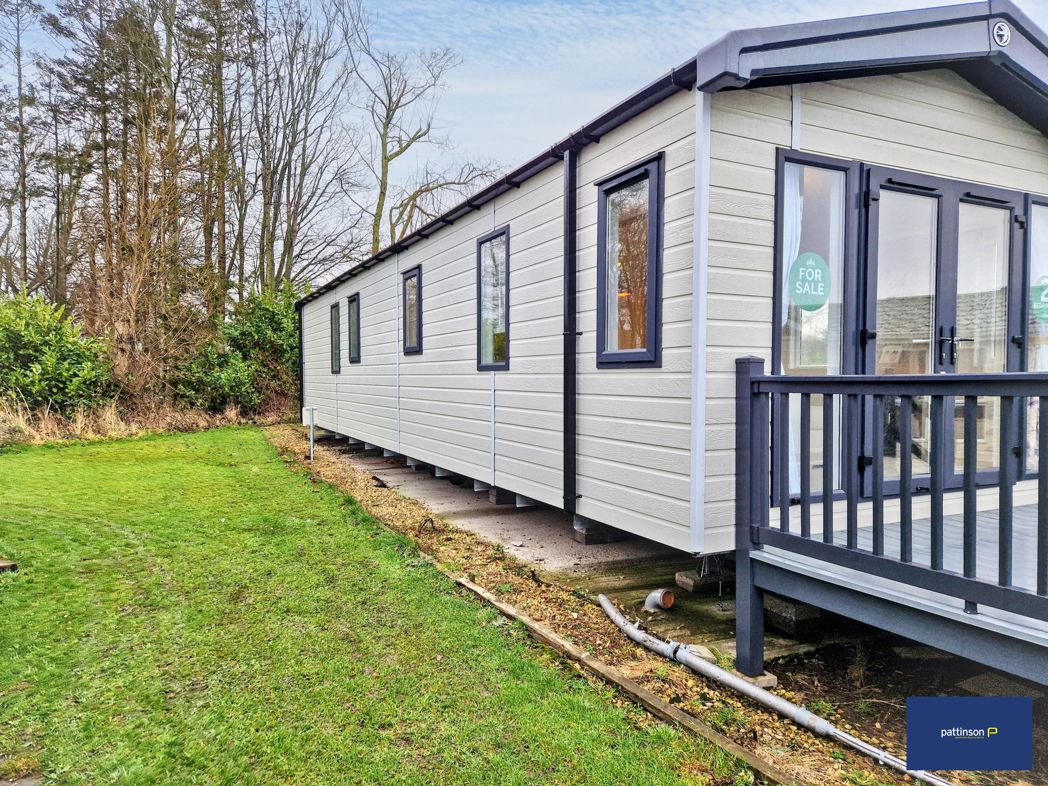Property image 16 of 25