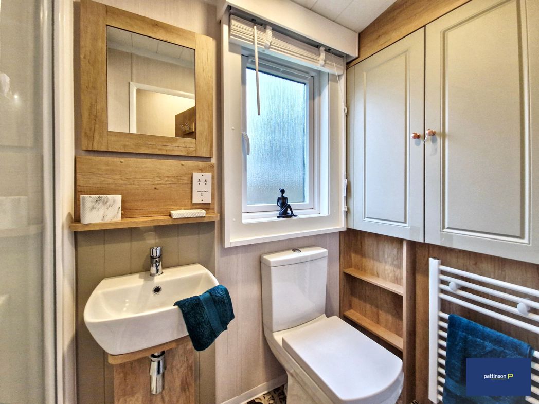 Property image 13 of 25