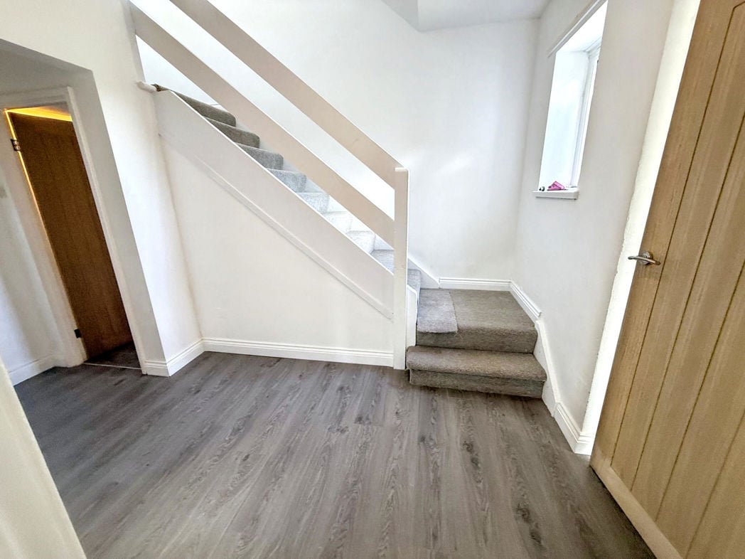 Property image 6 of 14