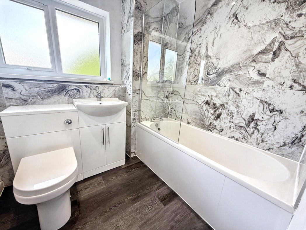 Property image 12 of 14