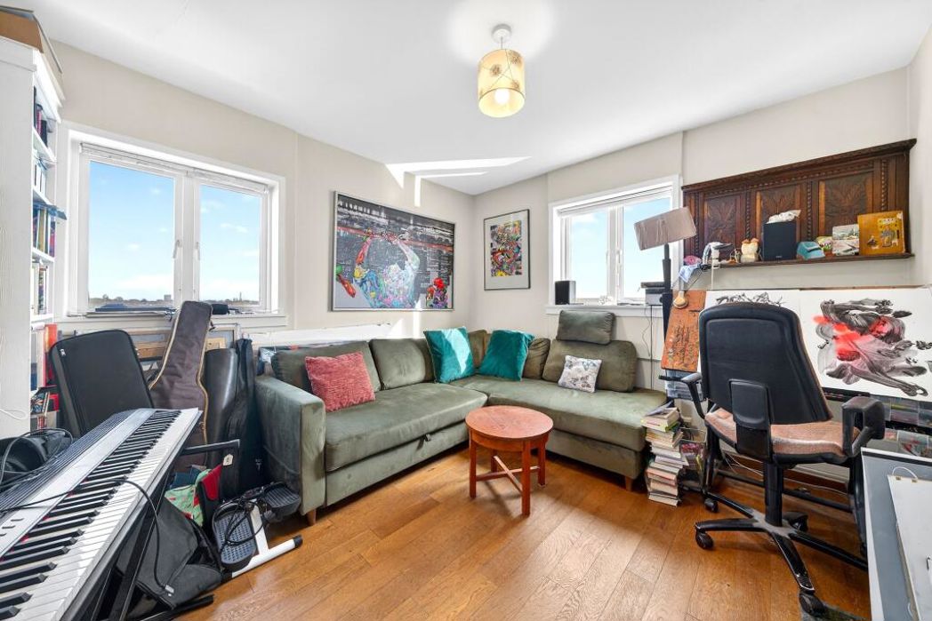 Property image 5 of 13
