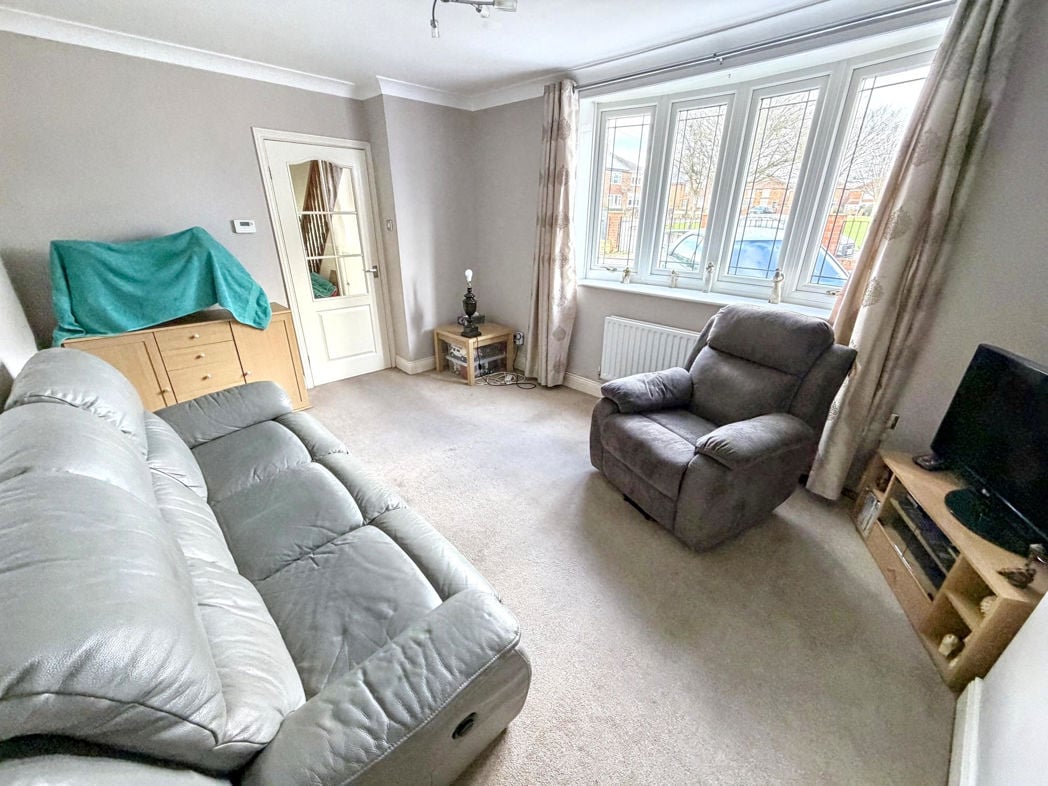 Property image 6 of 18