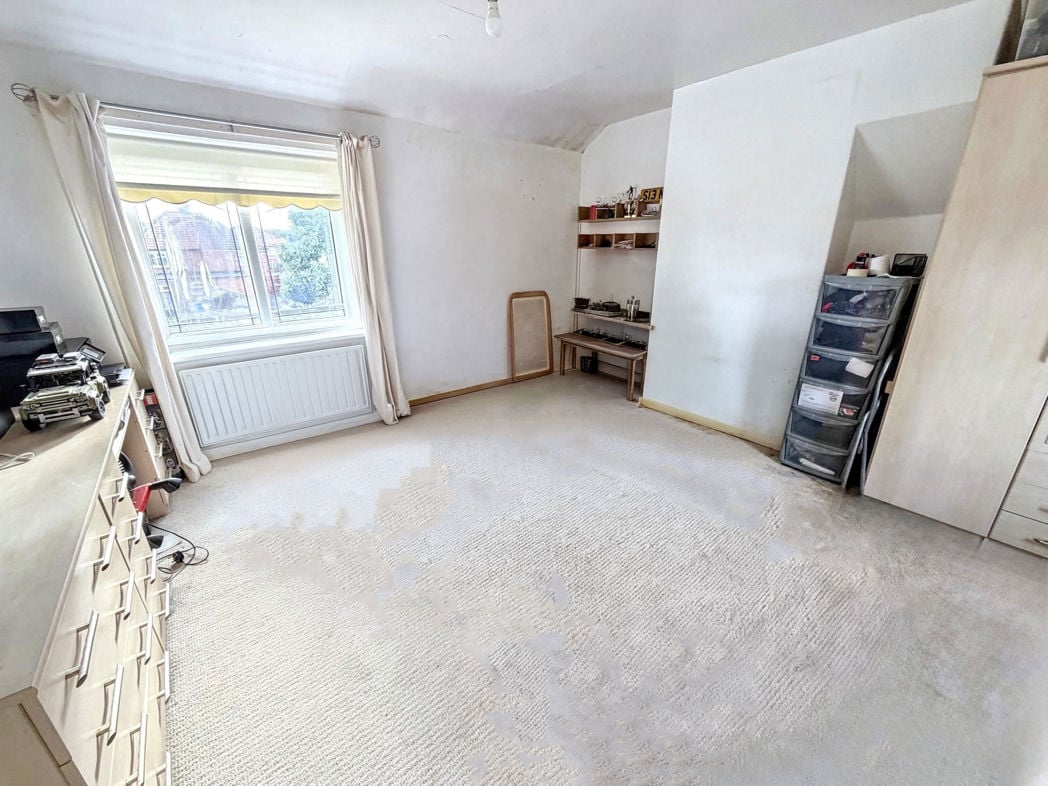 Property image 11 of 18