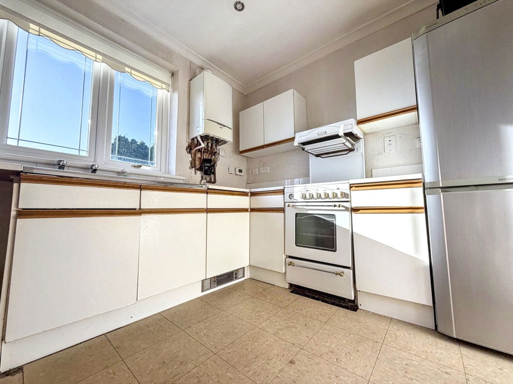Property image 8 of 21