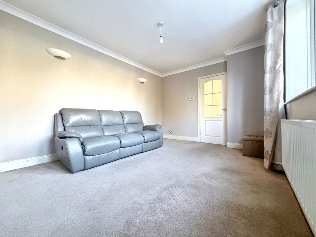 Property image 6 of 21