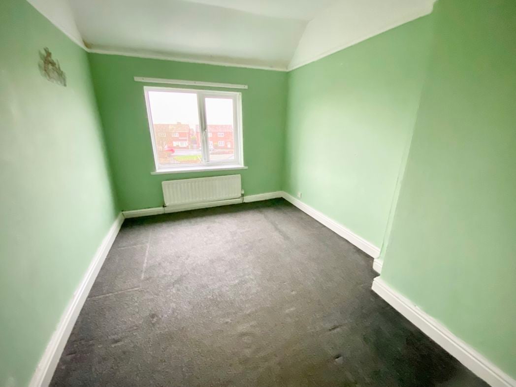 Property image 5 of 8