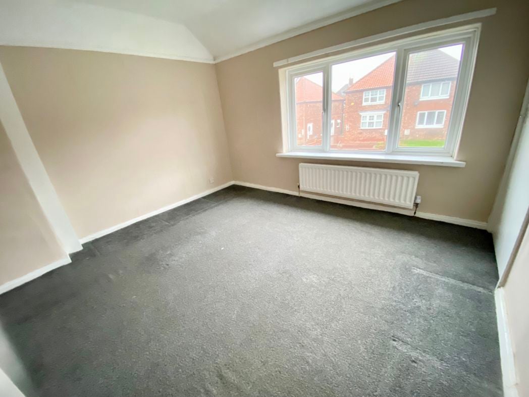 Property image 4 of 8