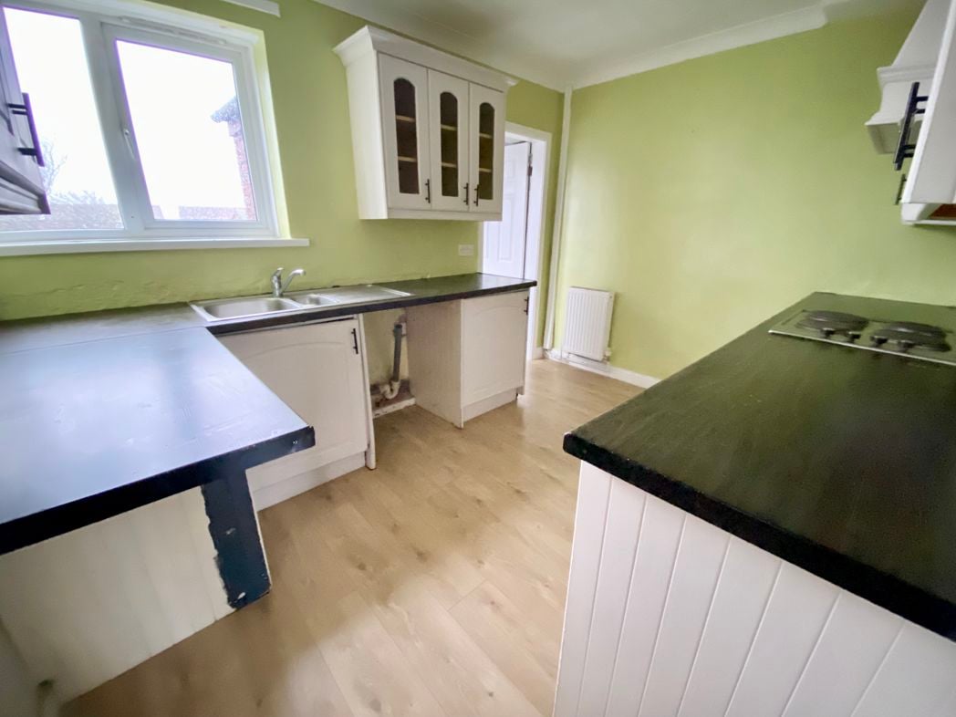 Property image 3 of 8