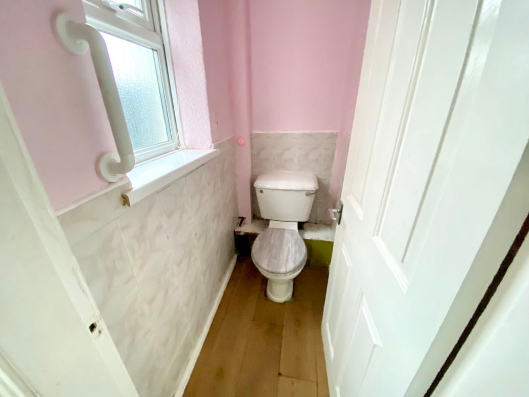 Property image 8 of 8