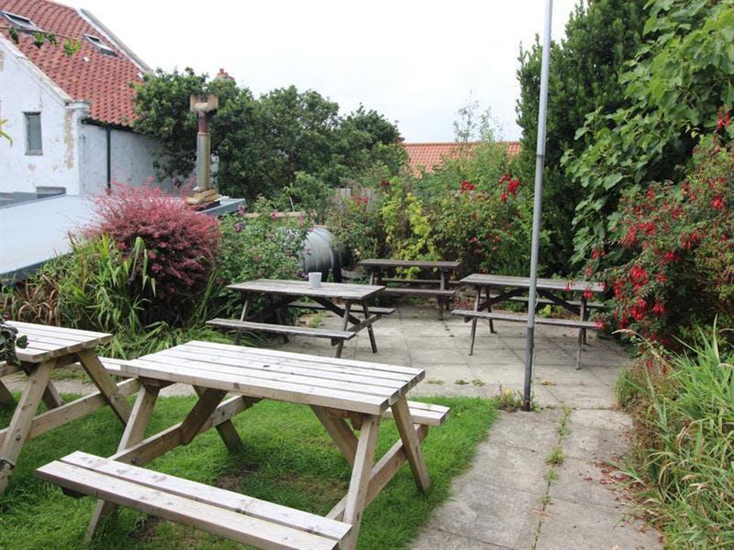 Property image 4 of 25