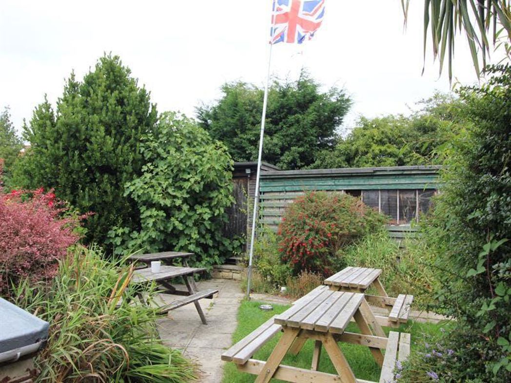 Property image 5 of 25