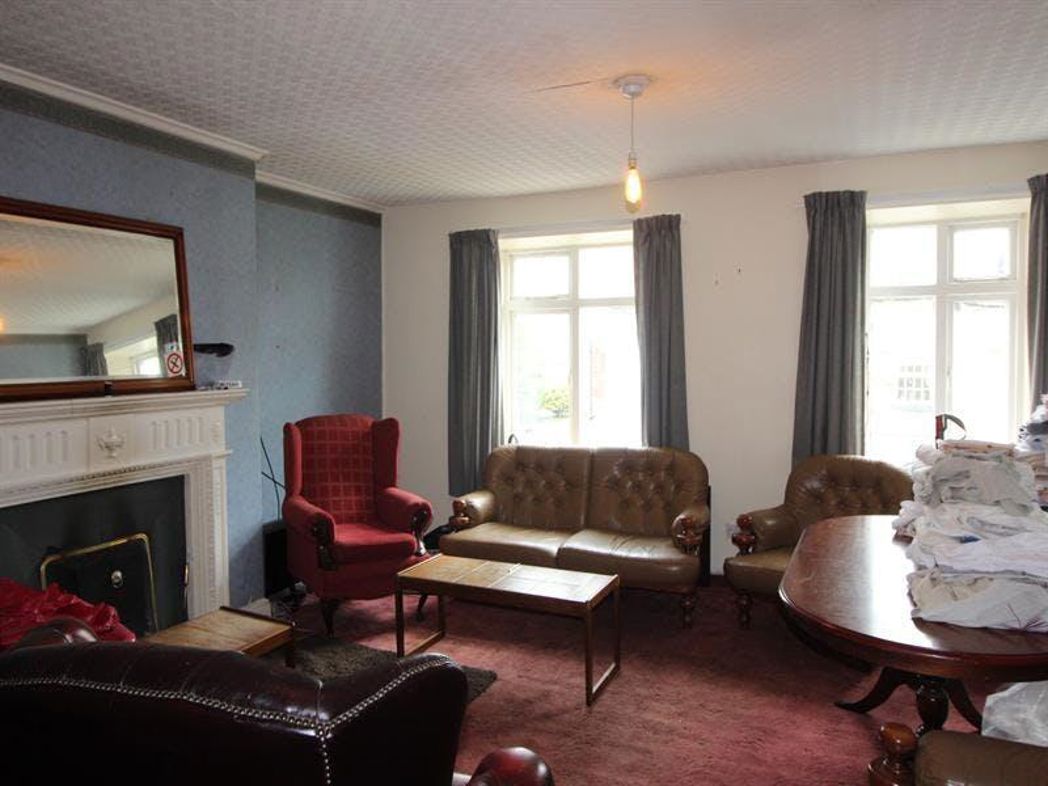 Property image 8 of 25