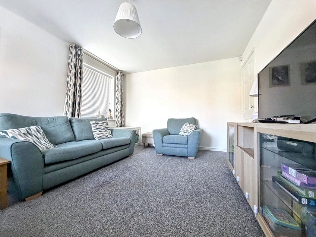 Property image 4 of 17