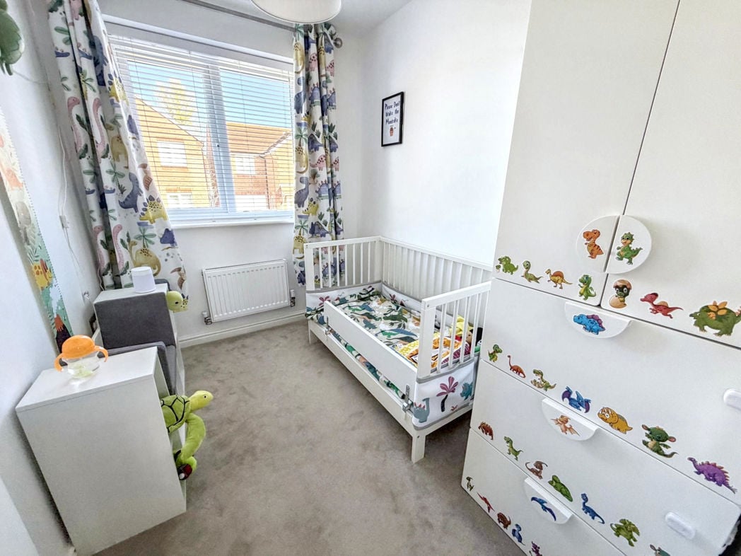 Property image 14 of 17