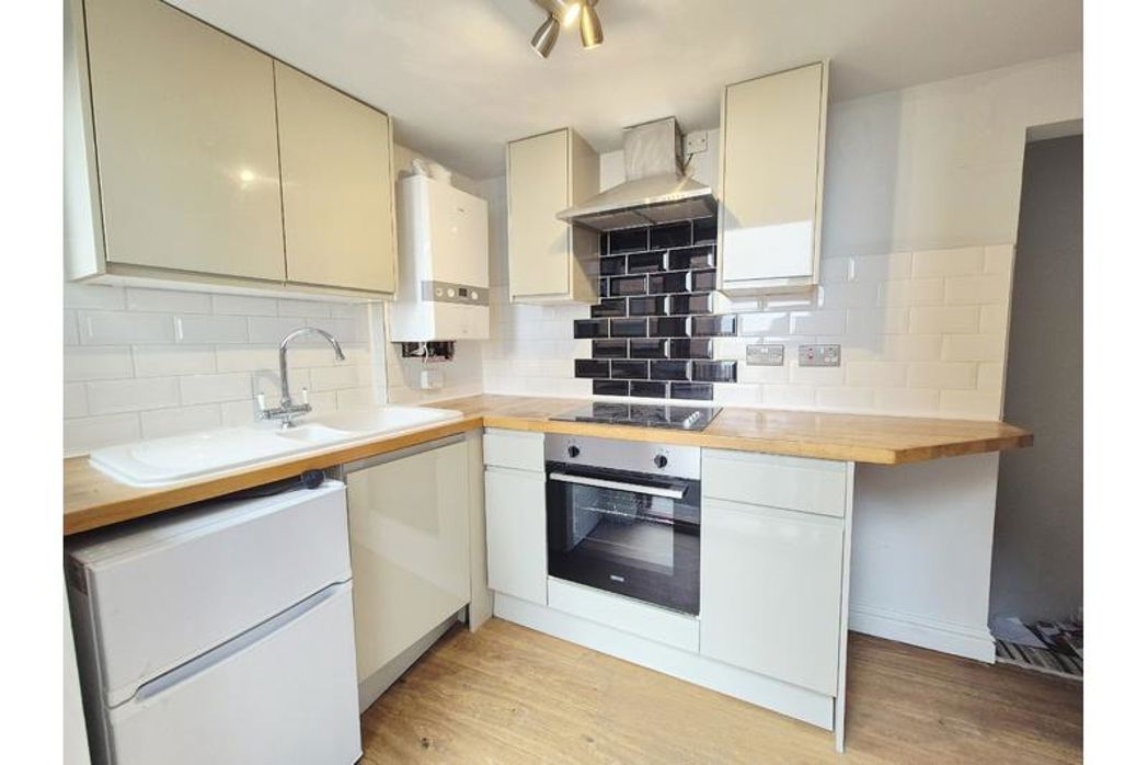 Property image 1 of 11