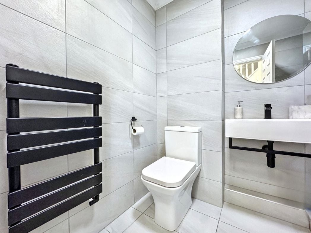 Property image 15 of 22