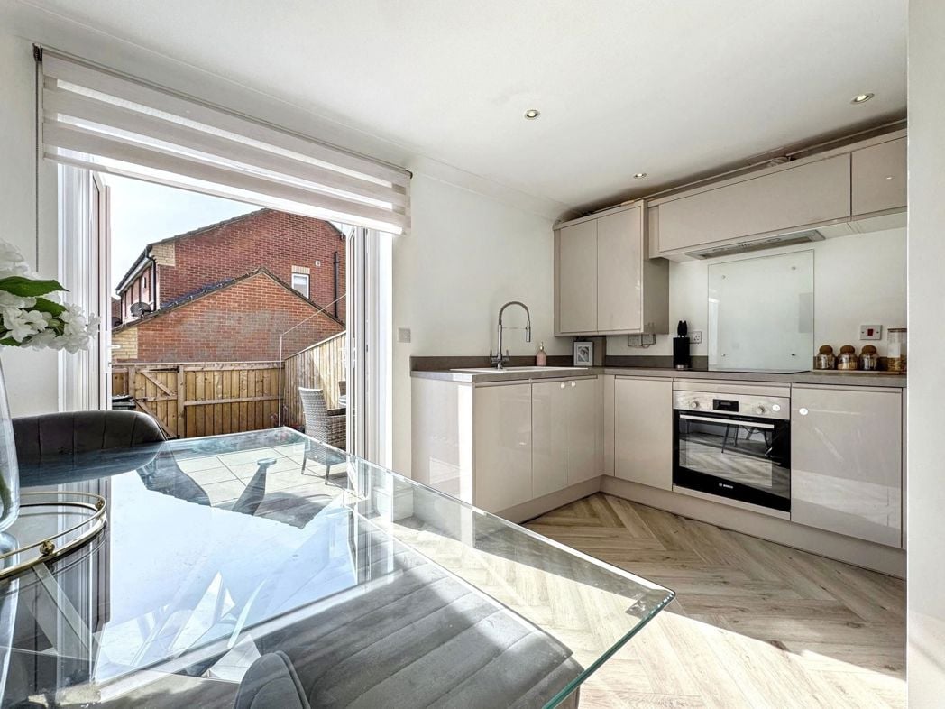 Property image 3 of 22