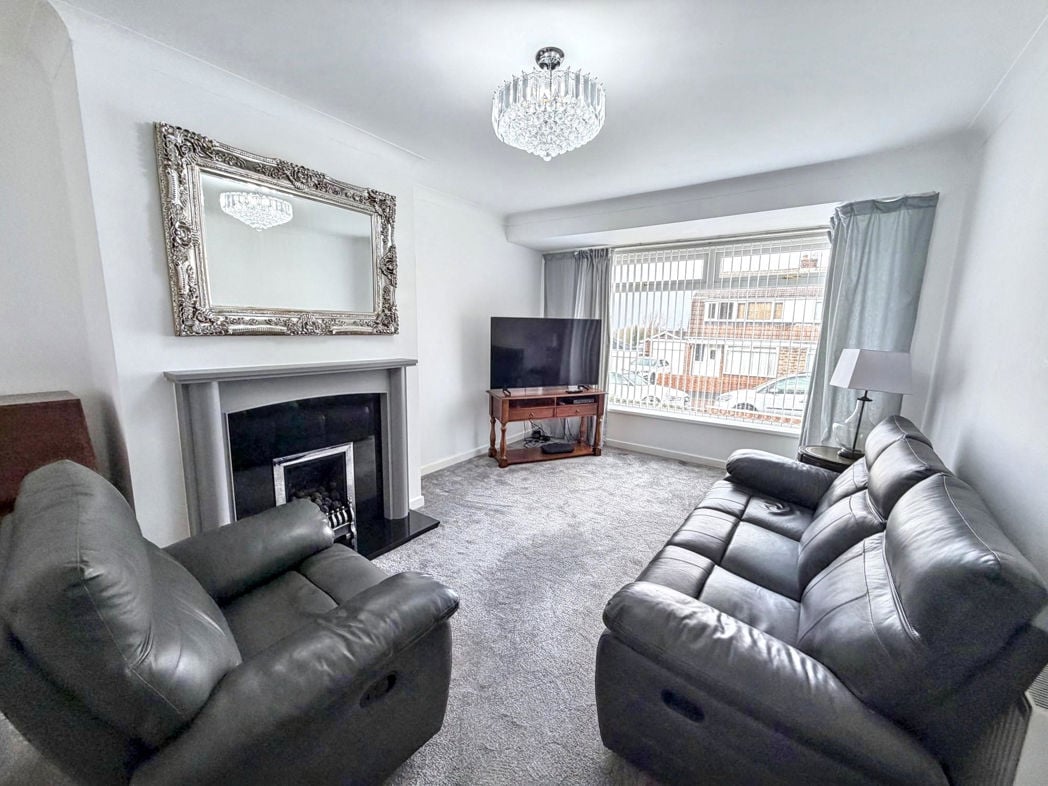 Property image 8 of 24