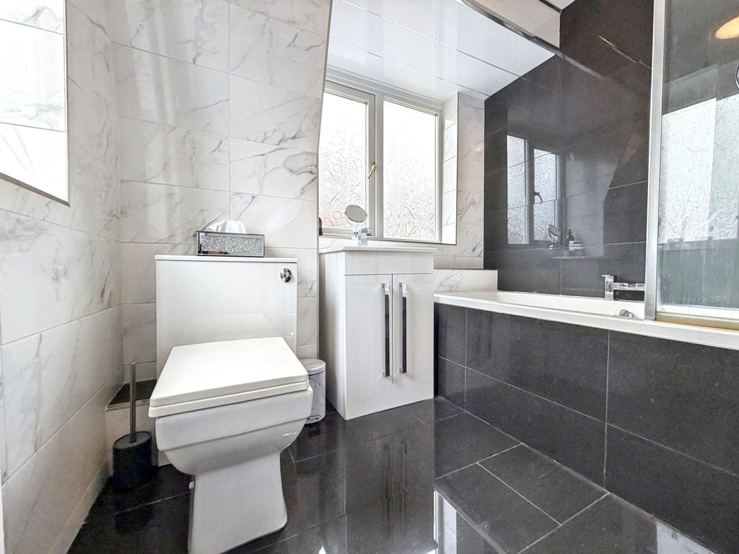 Property image 20 of 24