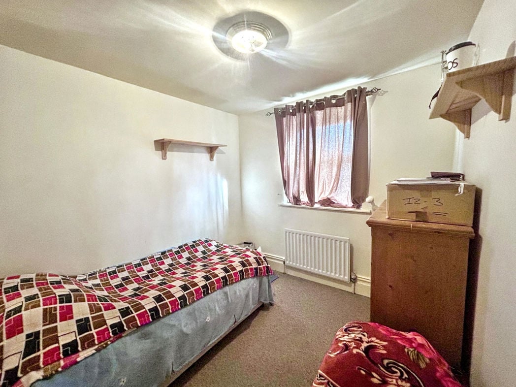 Property image 7 of 8