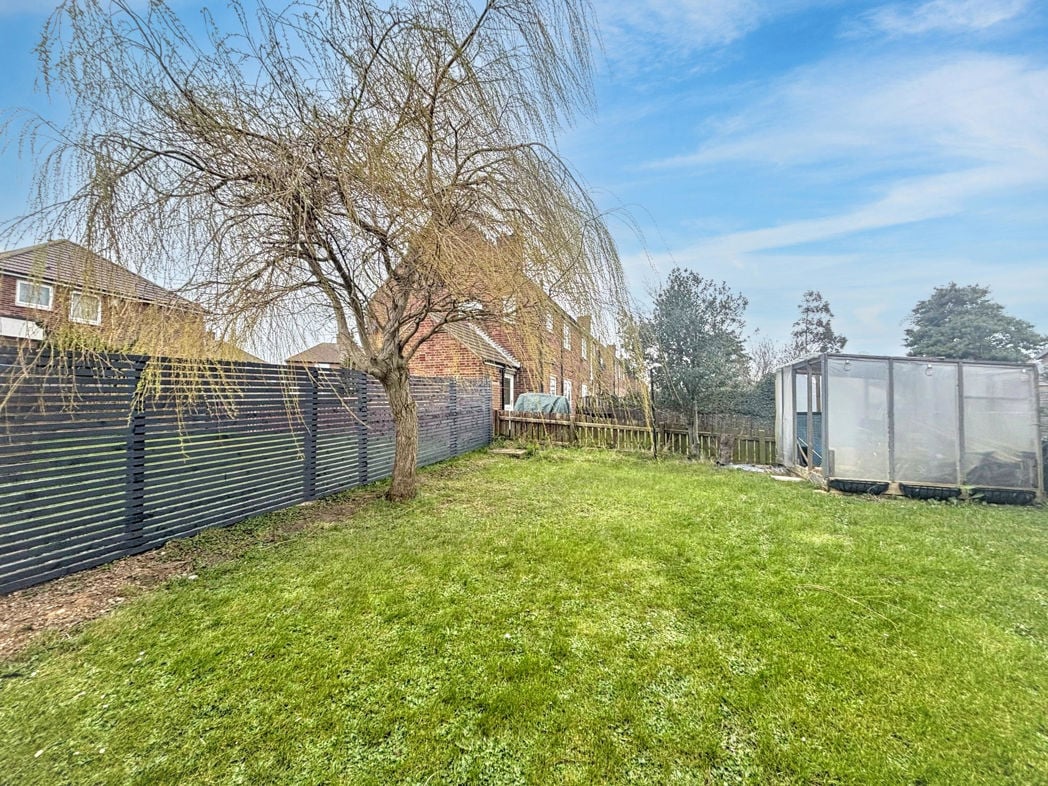 Property image 11 of 13