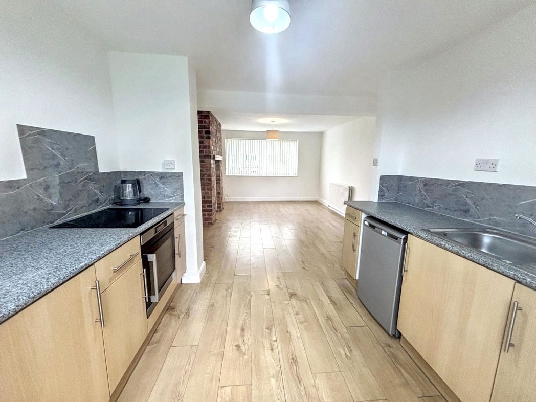 Property image 6 of 13