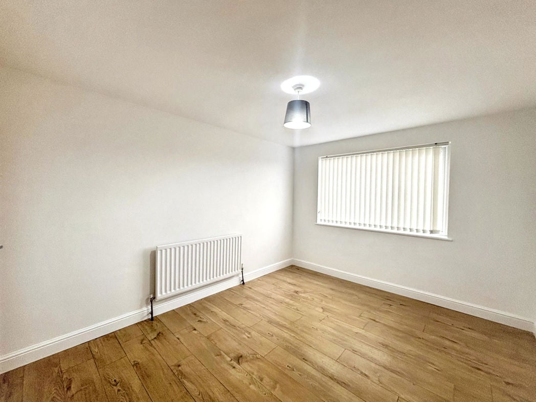 Property image 7 of 13