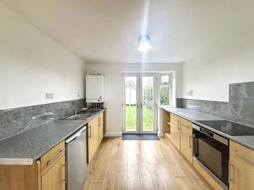 Property image 5 of 13