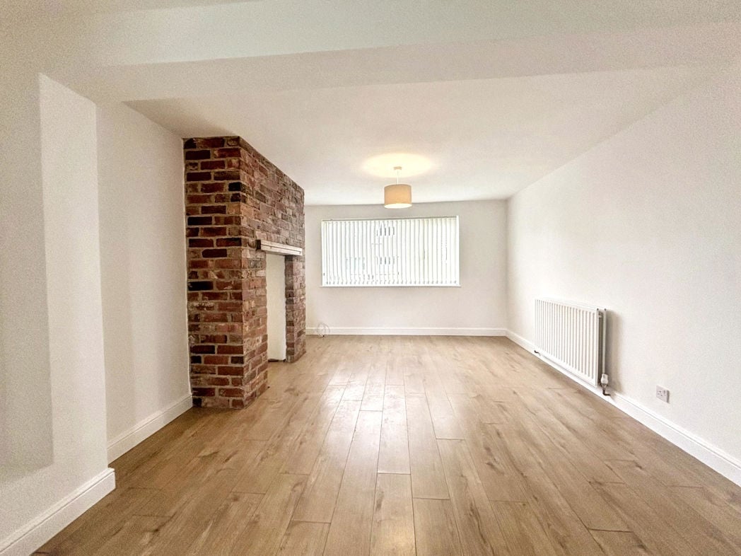 Property image 4 of 13