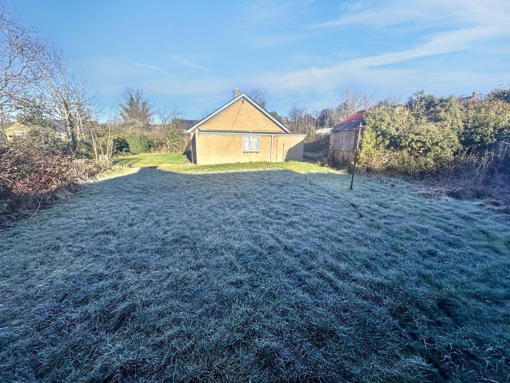 Property image 11 of 16