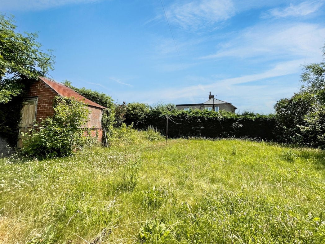 Property image 11 of 16