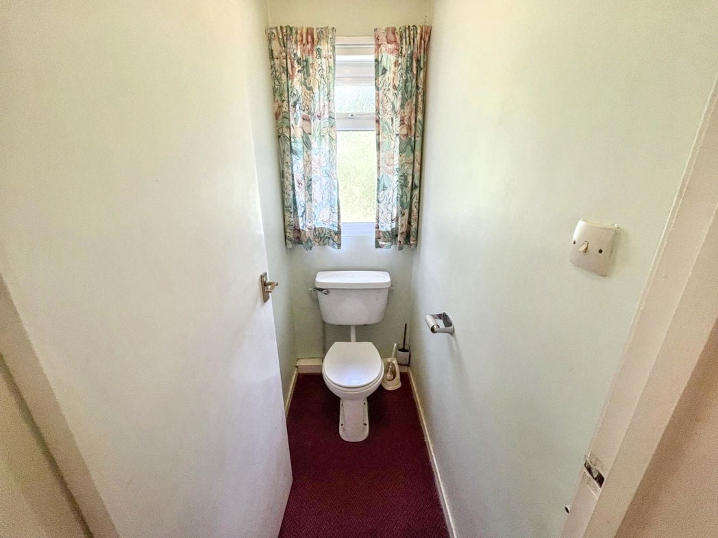 Property image 6 of 16