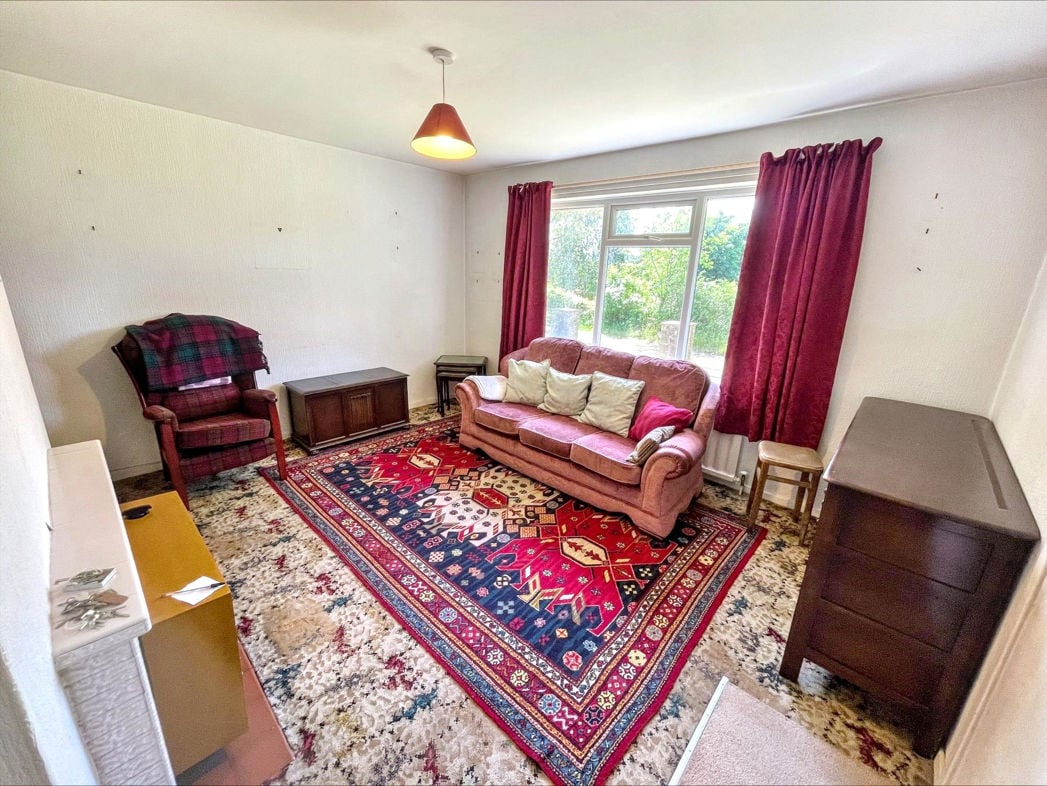 Property image 2 of 16