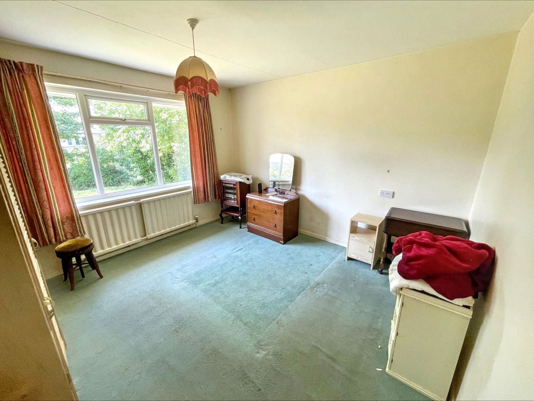 Property image 3 of 16