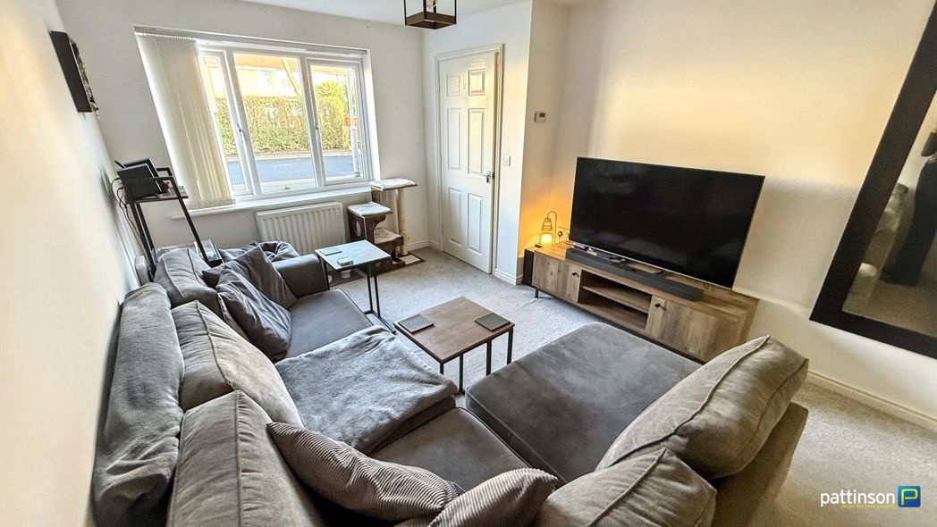 Property image 3 of 21