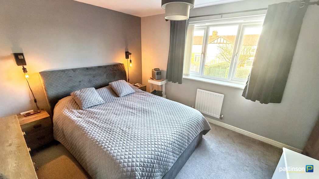 Property image 11 of 21