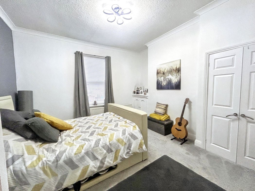 Property image 7 of 11