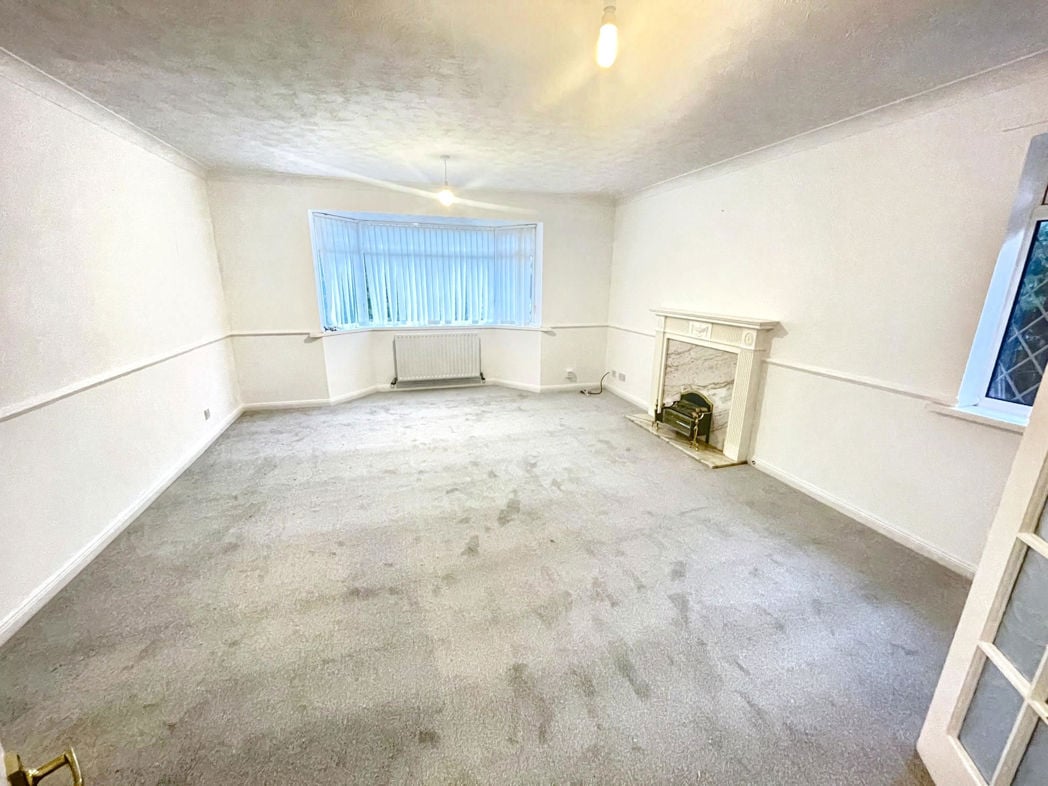 Property image 3 of 13