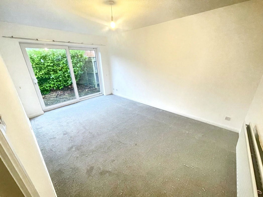 Property image 10 of 13