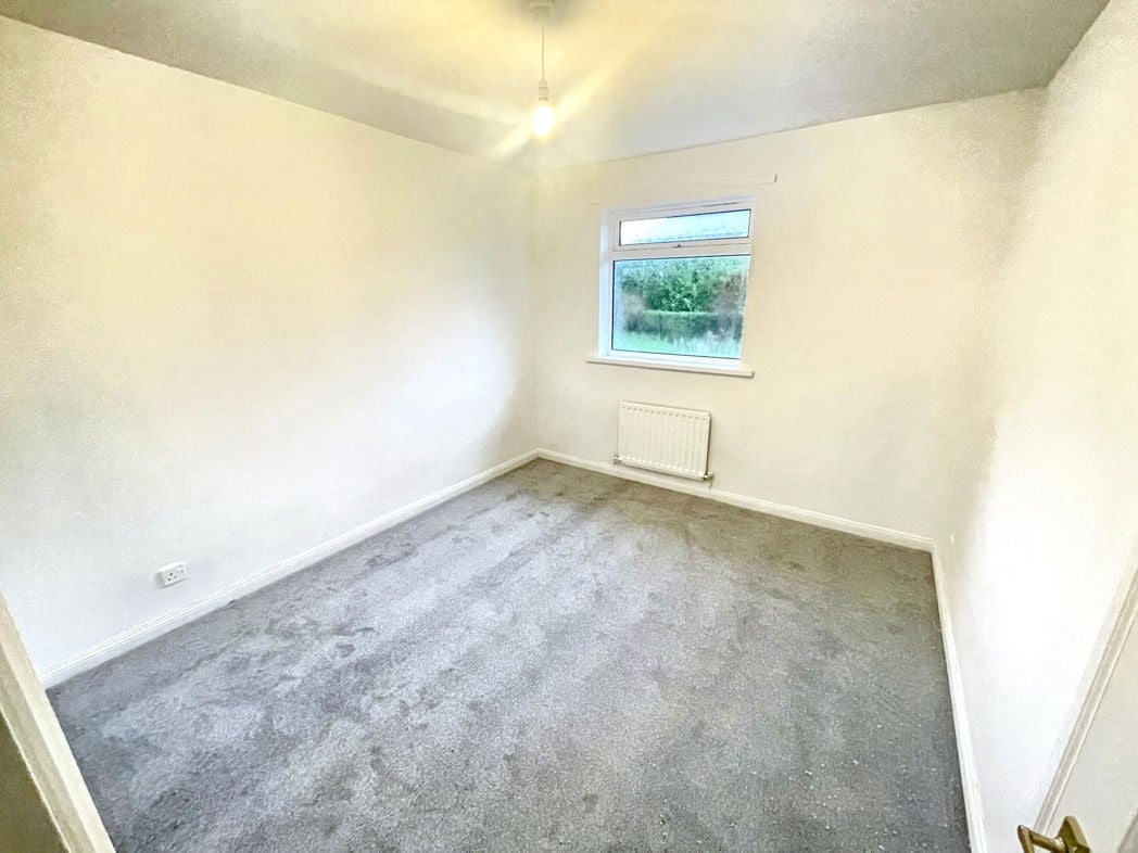 Property image 11 of 13