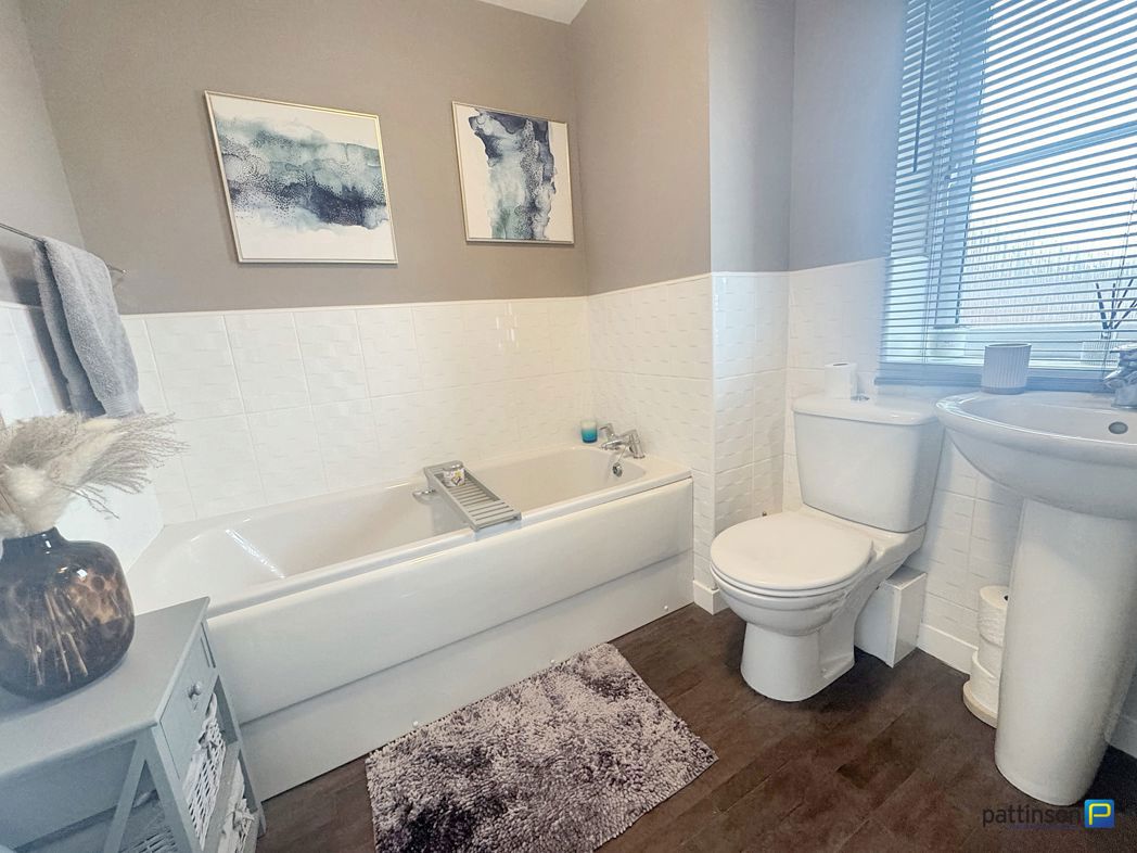 Property image 16 of 17