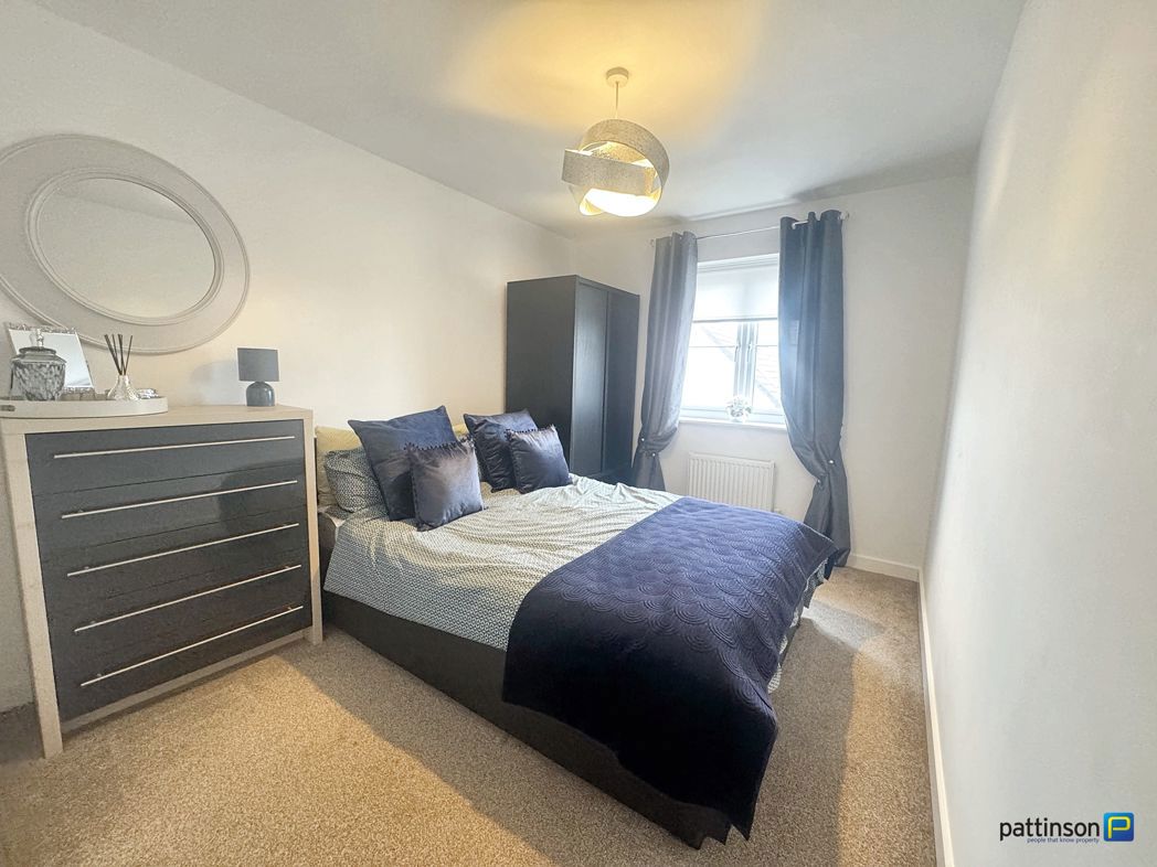 Property image 13 of 17