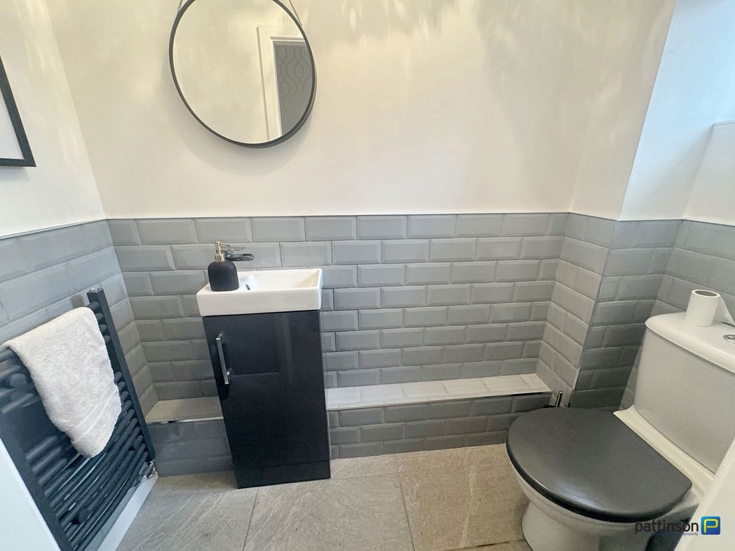 Property image 6 of 17