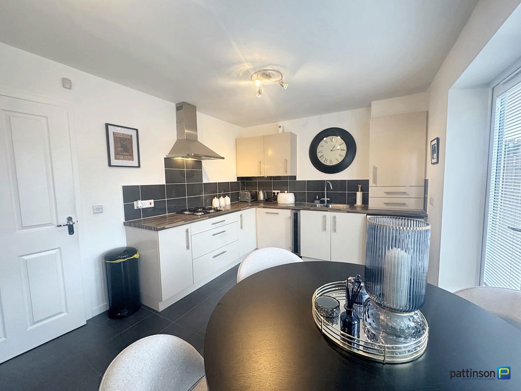 Property image 5 of 17