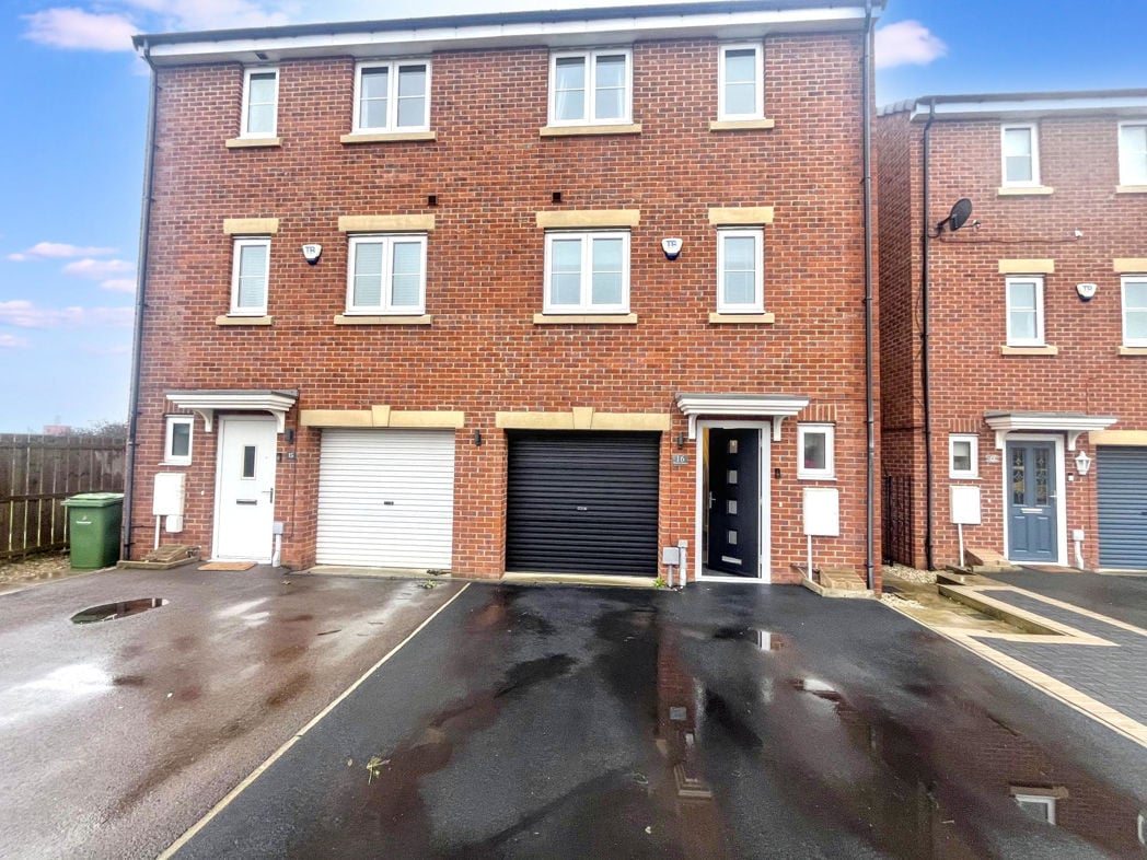 Property image 1 of 17