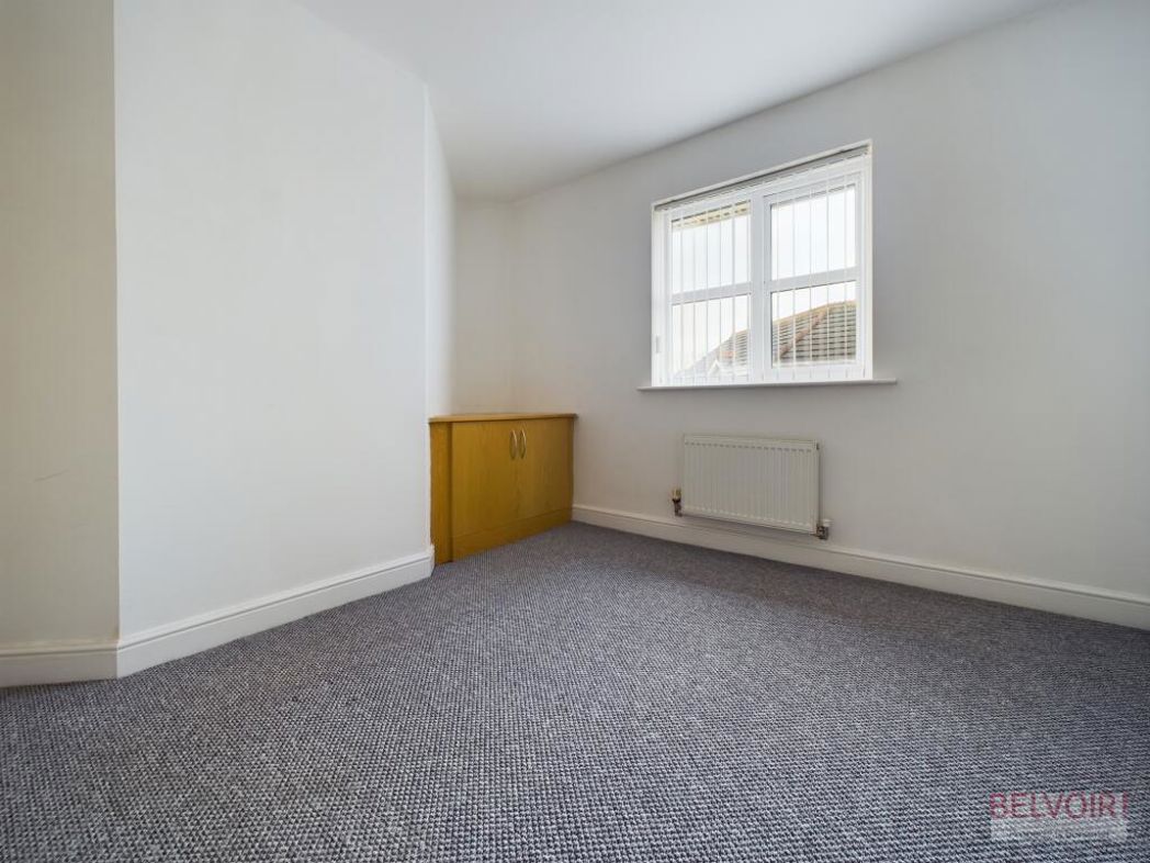 Property image 8 of 13